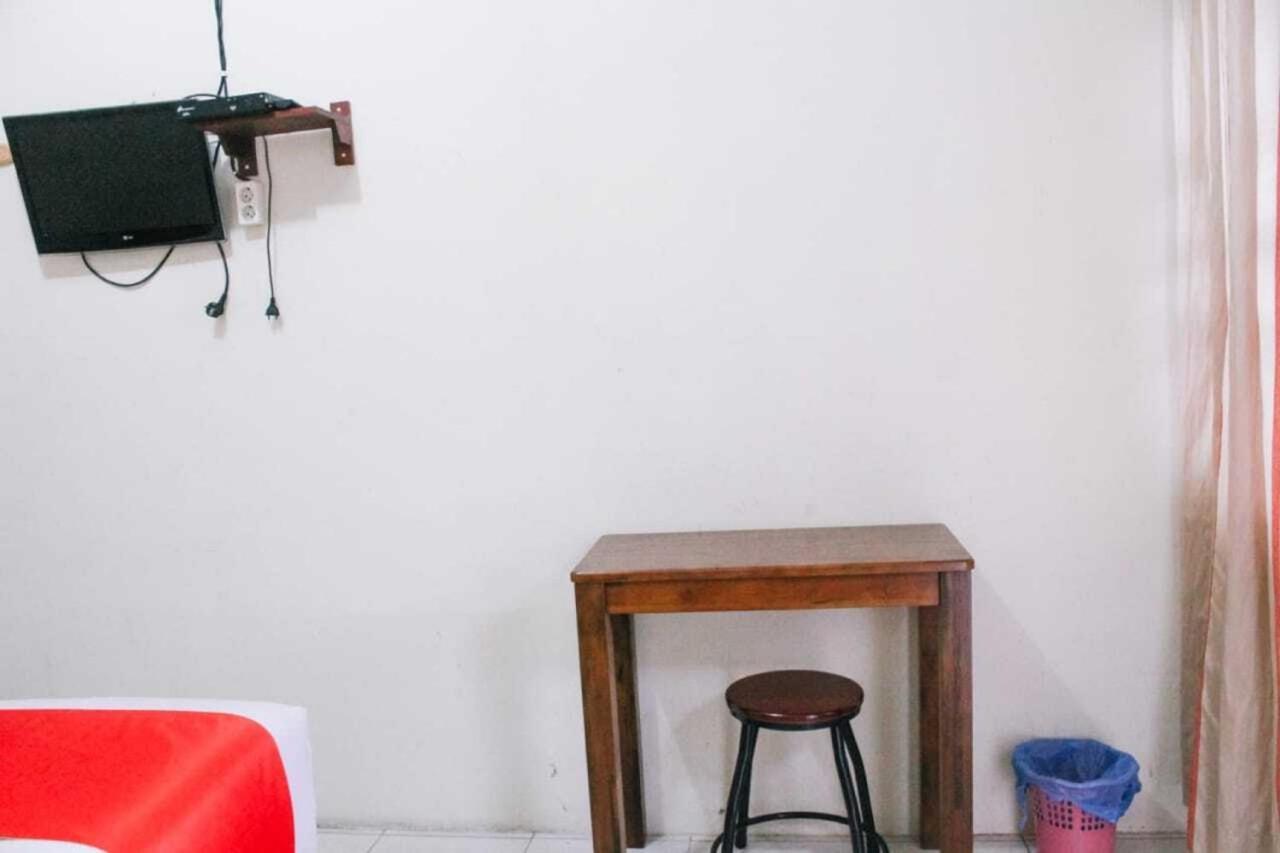 Oyo Flagship 2799 Berastagi Backpacker Rooms Ngoại thất bức ảnh